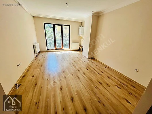 Kayışdağı Merkezi Konum 5 Yıllık,Ferah,Geniş 2+1 Arakat